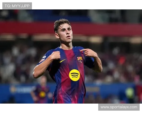 莱万巴萨合同新动向,续约条款引关注